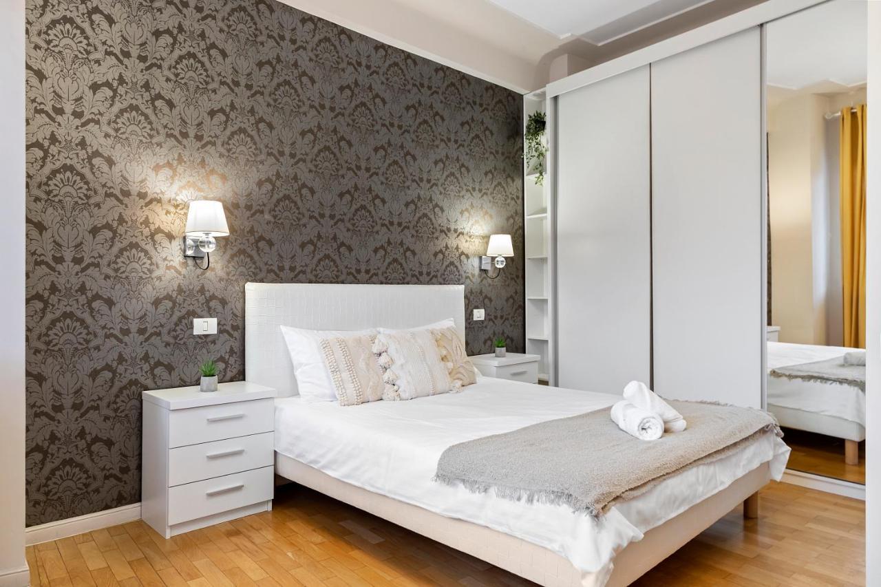 City Heart Retreat Elegant Apartment Bucarest Exterior foto